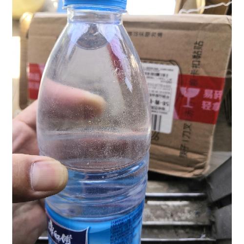 康师傅包装饮用水家庭装 实惠与便捷的饮水选择